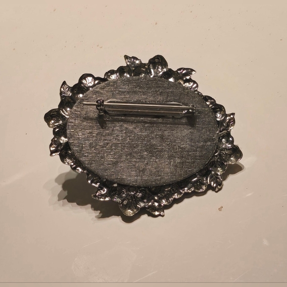 Vintage Pot Metal And Mirrored Glass Cabachon Brooch - Picture 2 of 2